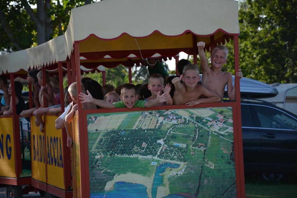Badiaccia Village Camping Castiglione del Lago Dış mekan fotoğraf