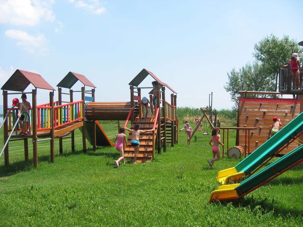 Badiaccia Village Camping Castiglione del Lago Dış mekan fotoğraf